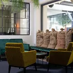 Отель Restaurant L'aubergade 3*